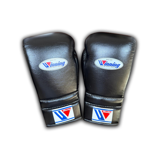14oz Black Winning Lace Up Gloves